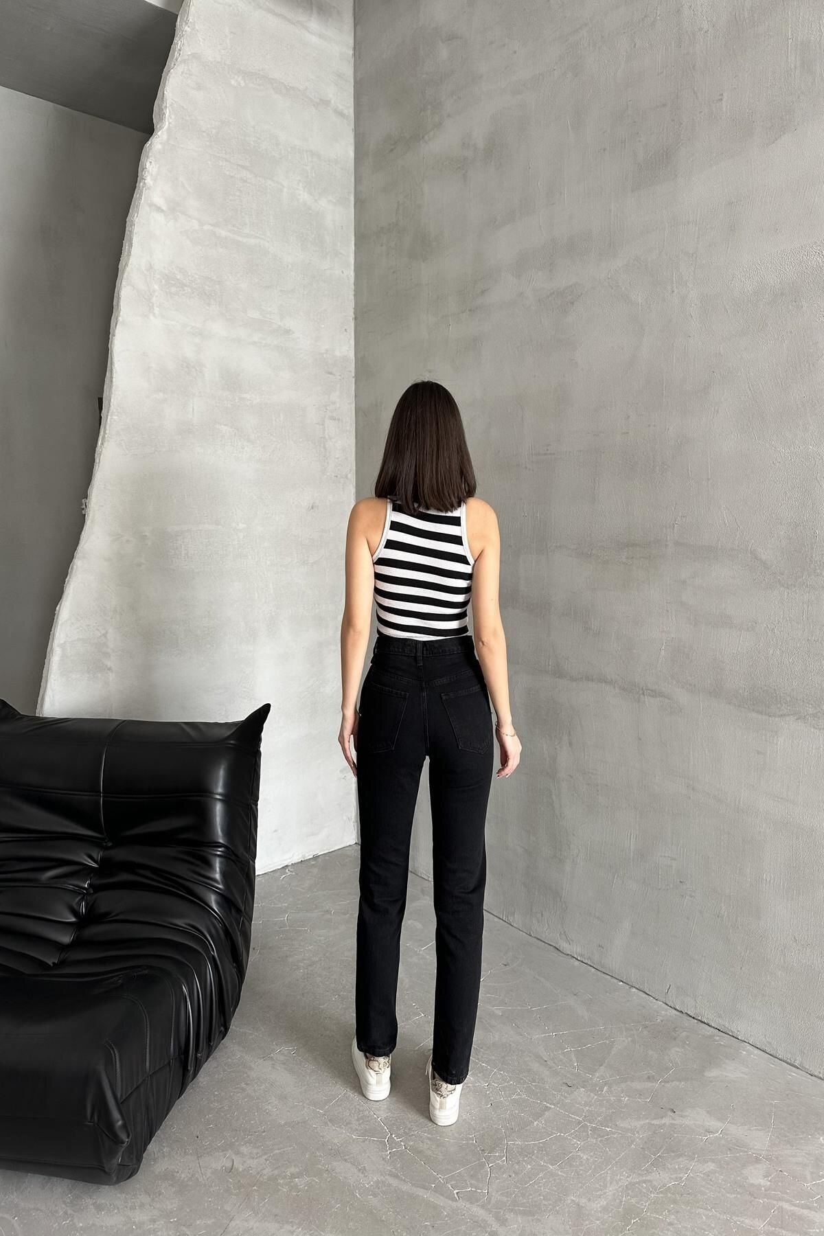 Kadın Jeans Çantalı Bol Paça Mom Fit Siyah Kot Pantolon