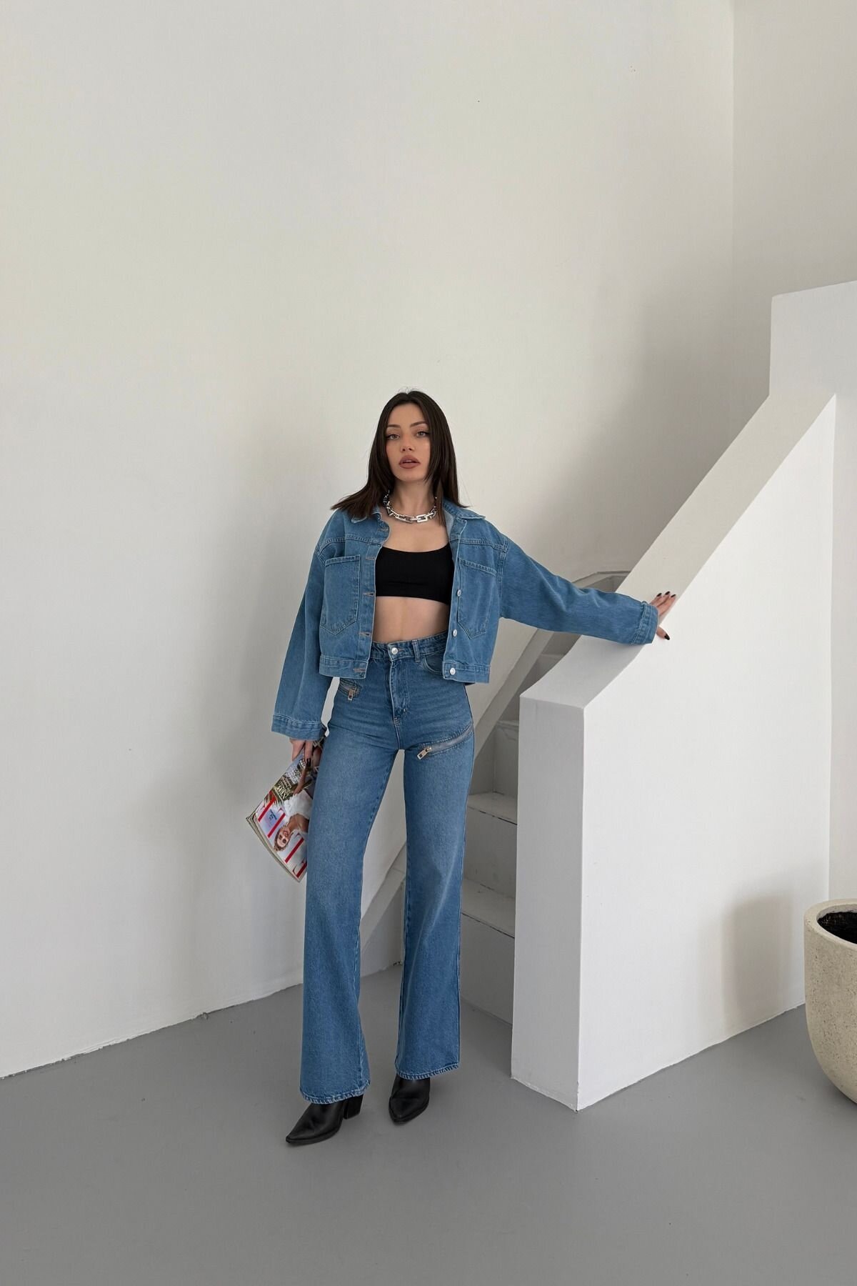 Kadın Jeans Oversize Cepli Kısa Mavi Kot Ceket