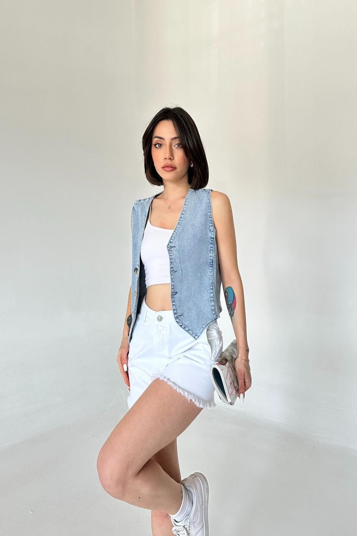 Kadın Jeans V Yaka Pamuklu Düğmeli Askılı Buz Mavi Kot Yelek