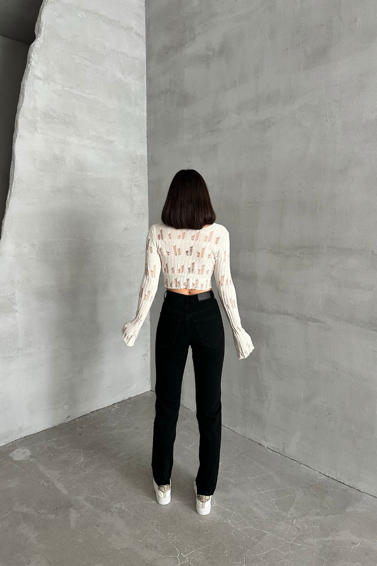 Kadın JeansVibe Mom Fit Yüksek Bel Dar Paça Siyah Kot Pantolon