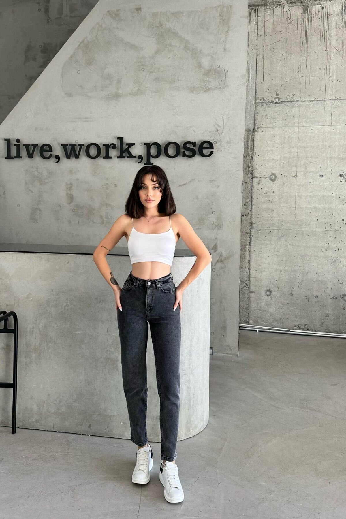 Kadın Jeanvibe Yüksek Bel Dar Paça Mom Fit Füme Kot Pantolon