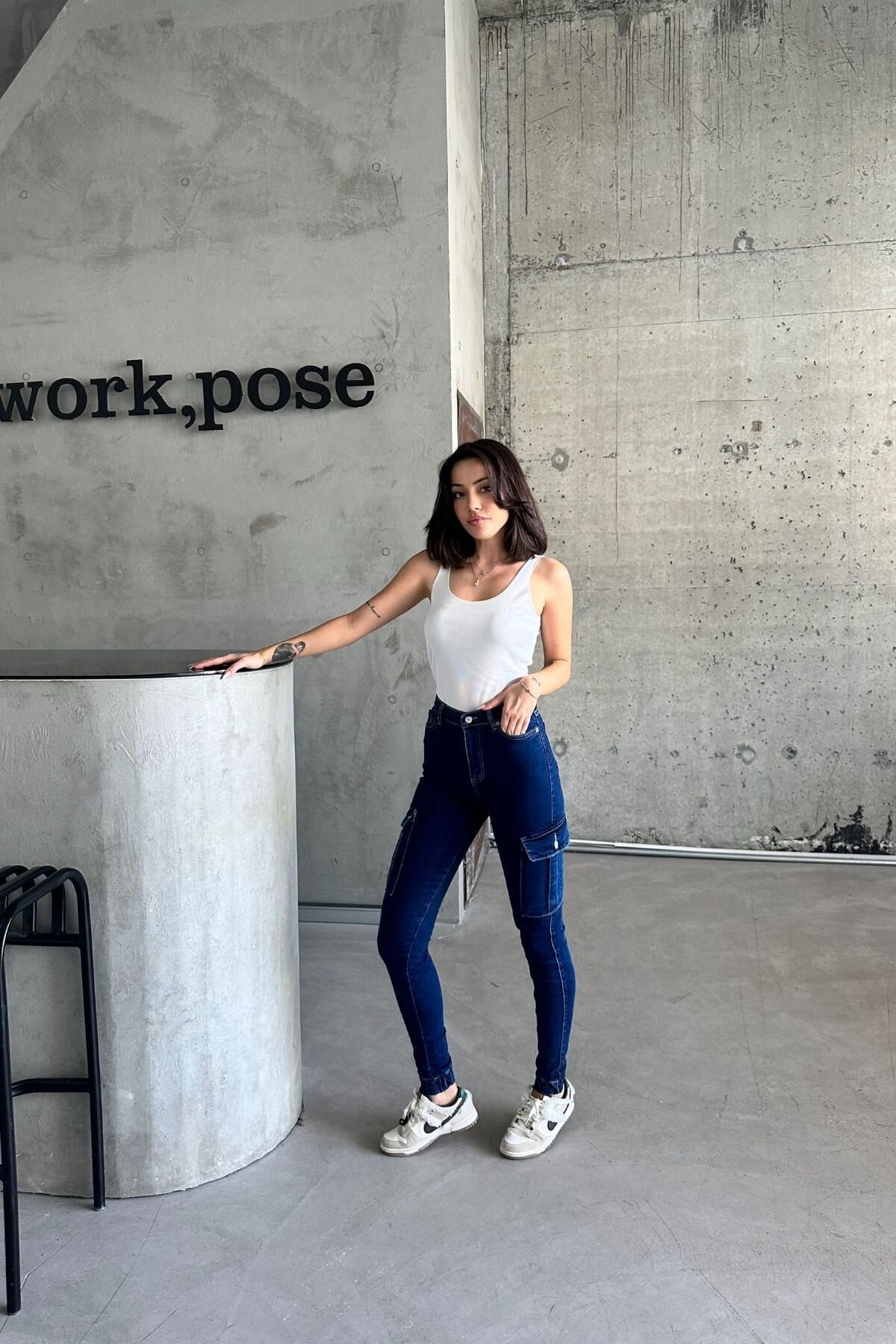 Kadın Yüksek Bel Lastikli Paça Slim Fit Mavi Kot Kargo Cepli Pantolon