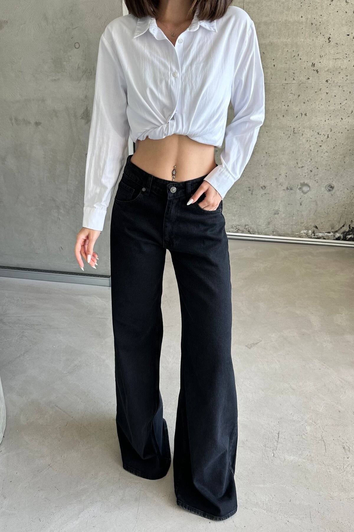 Kadın Yüksek Bel Oversize Bol Paça Baggy Siyah Kot Pantolon