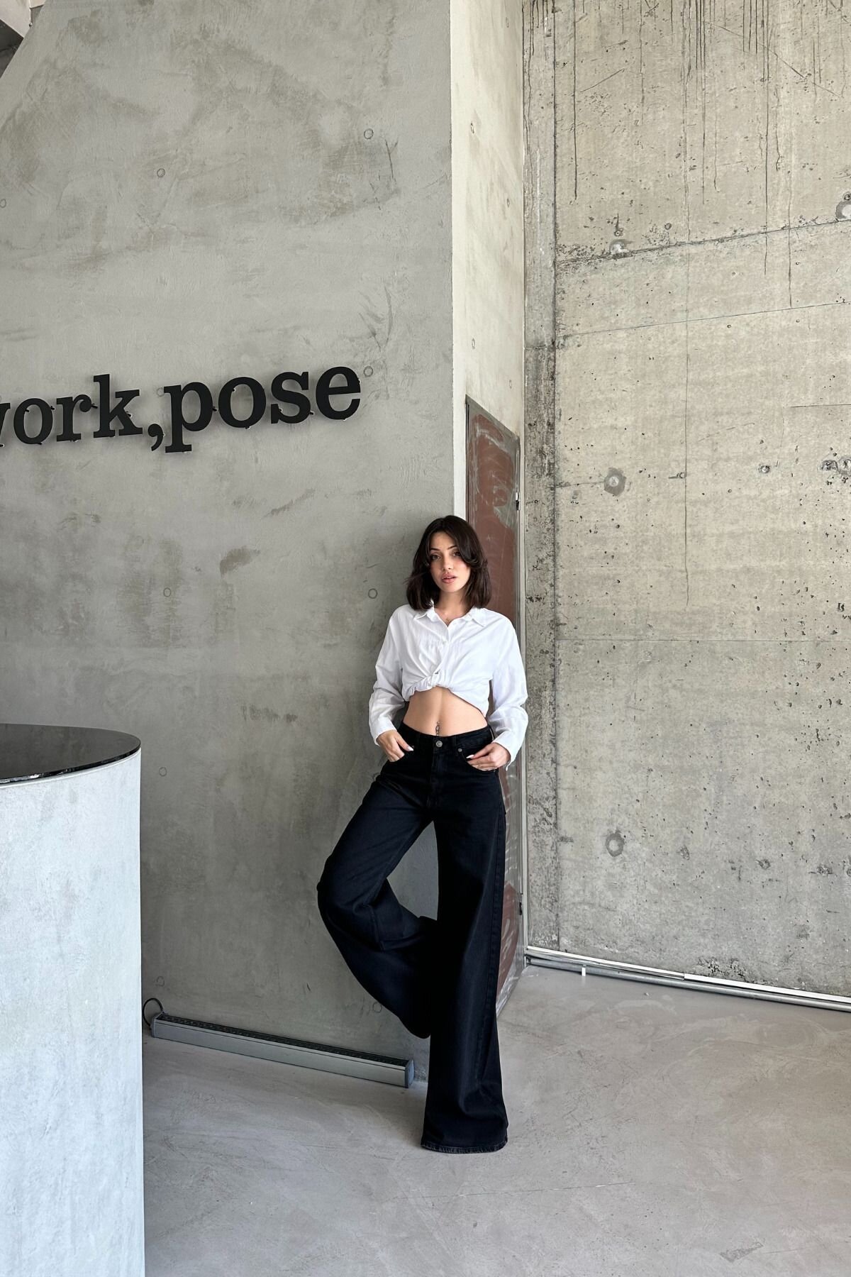 Kadın Yüksek Bel Oversize Bol Paça Baggy Siyah Kot Pantolon