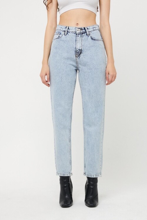 Kadın Jeansvibe Mom Fit Yüksek Bel Dar Paça Buz Mavi Kot Pantolon